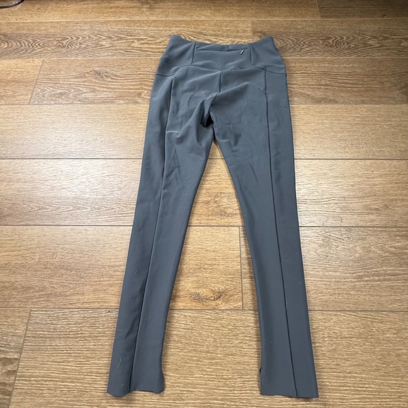 Athleta Stellar Tight Women's Leggings, S, Grey,  Zip Pocket, Business Casual - Picture 11 of 12